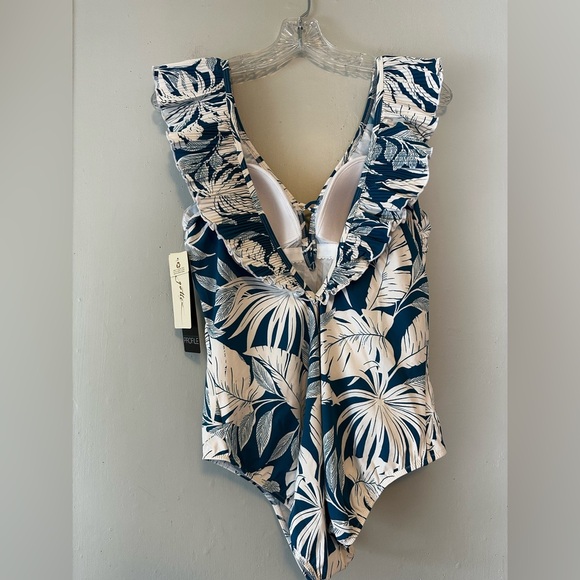 Profile By Gottex Ruffle V-Neck One Piece Swimsuit Tropical Leaf Print Size 12 - Picture 6 of 6